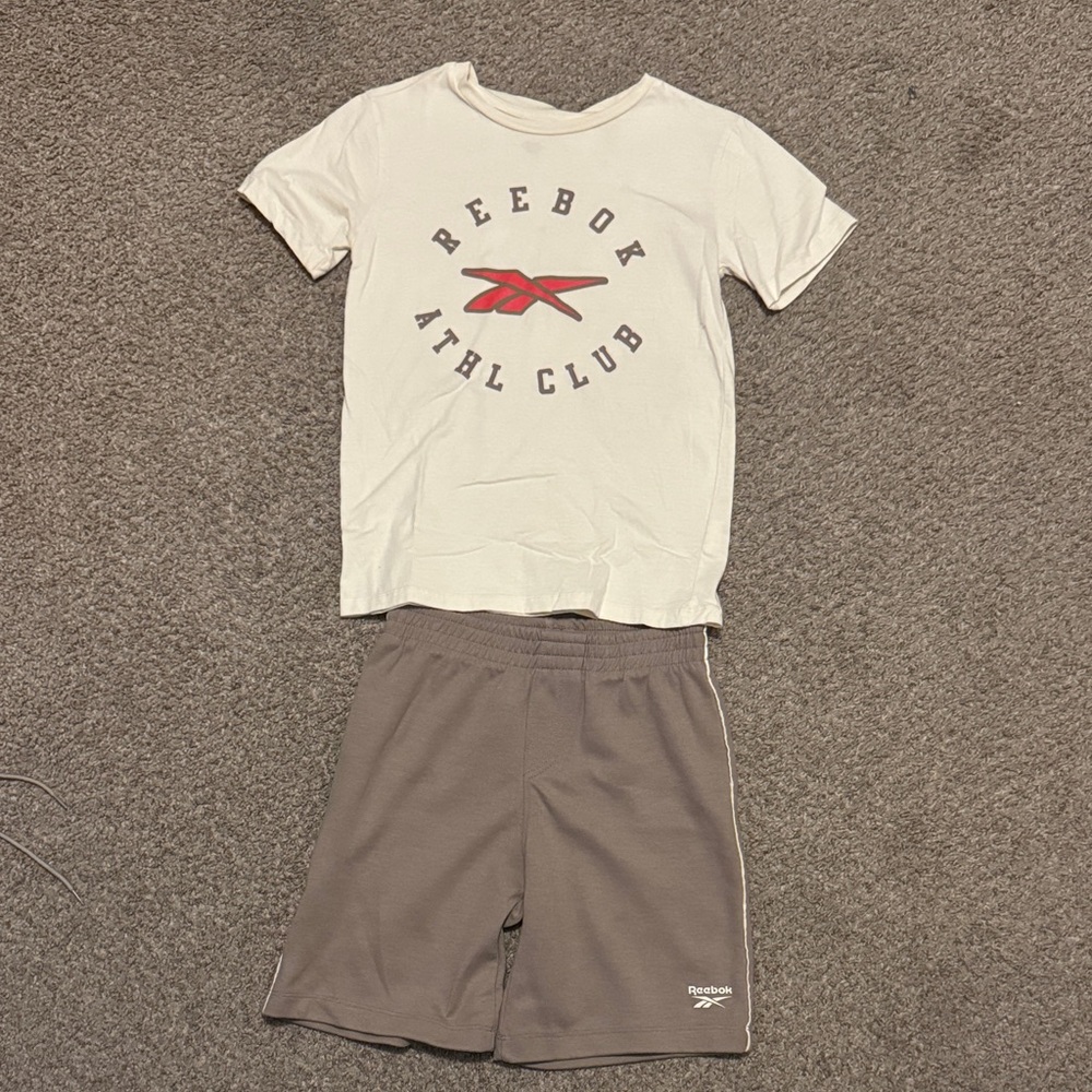 Reebok Cream Tee and Gray Shorts Set